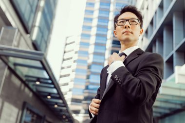 Benim iş konusunda ciddi