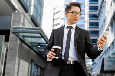 Ben her zaman temas ny şirket