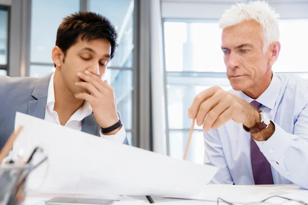 La discusión es el camino a la solución — Foto de Stock