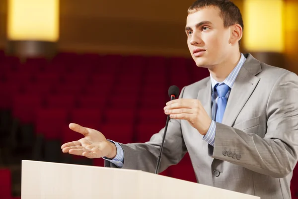 Speaker at stage — Stock Photo, Image