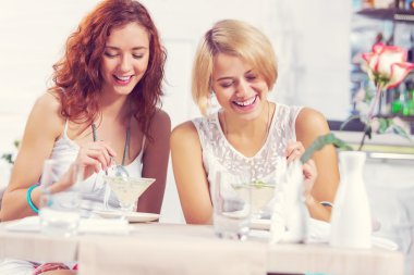 Arkadaş sohbet Cafe