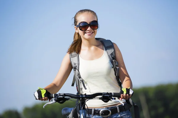 Sommer-Radwanderung — Stockfoto