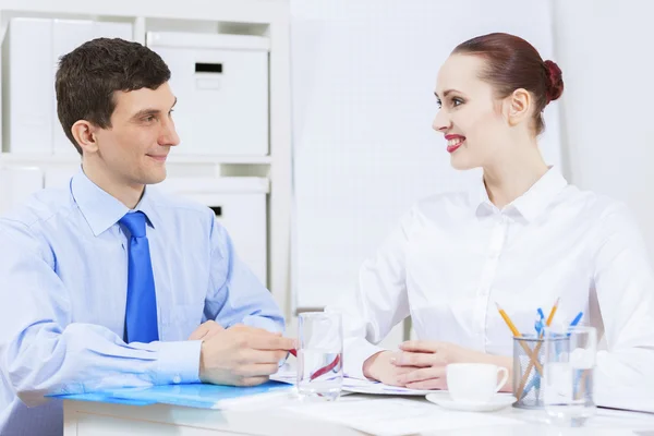 Lavorare in partenariato — Foto Stock