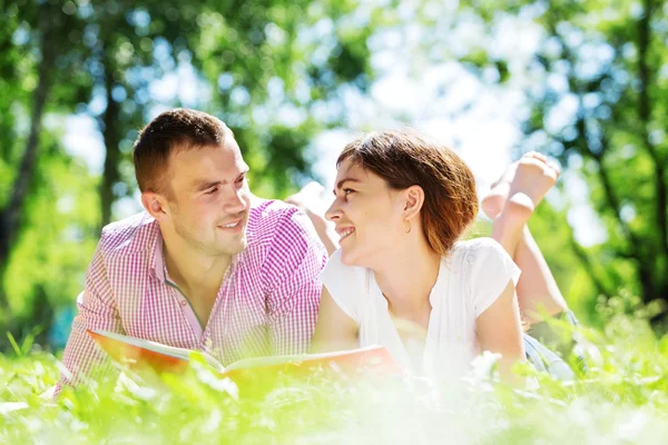 Wochenende im Park — Stockfoto