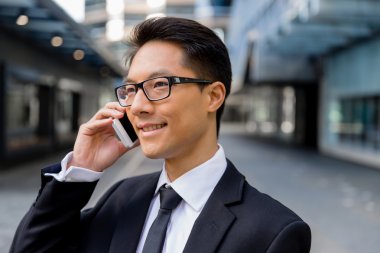 Ben her zaman temas ny şirket