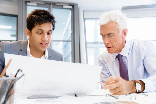 La discussione è la via per la soluzione — Foto Stock