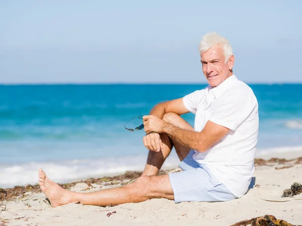 Koppla av vid havet — Stockfoto