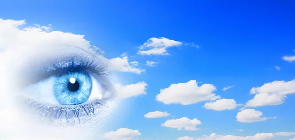 Eye in sky — Stock Photo, Image