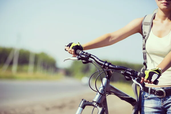 Summer bike walk — Stock Photo, Image