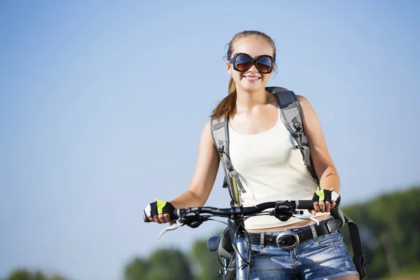 Sommer-Radwanderung — Stockfoto