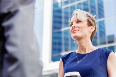 Güzel konuşmak dışarı-in yazıhane