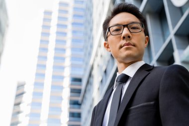 Ben profesyonel değilim ve bunu biliyorsun