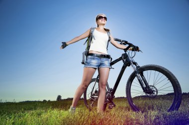 Yaz bisiklet yürüyüş