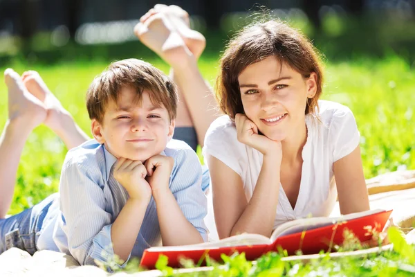 Wochenende im Park — Stockfoto