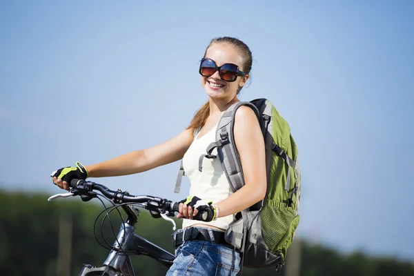 Summer bike walk — Stock Photo, Image