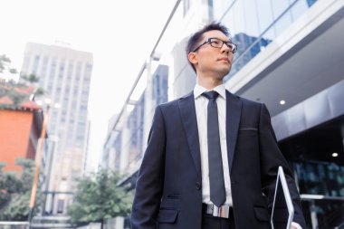 İş hayatındaki başarısının amaçlanmıştır