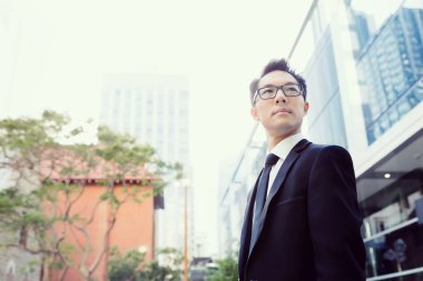 Benim iş konusunda ciddi