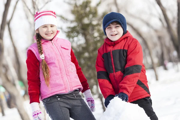 Giochi attivi invernali — Foto Stock