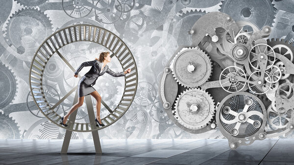 Всегда занят на работе.
