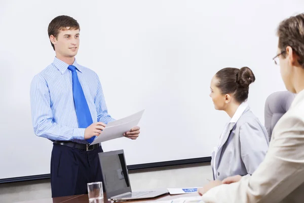 Zakelijke teamvergadering — Stockfoto