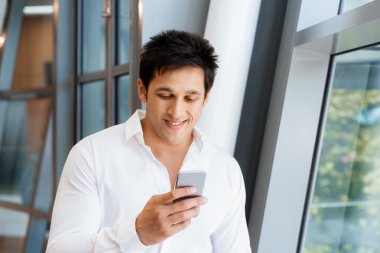 Varlık bağlı ve temas halinde