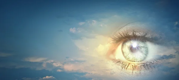 Eye in sky — Stock Photo, Image