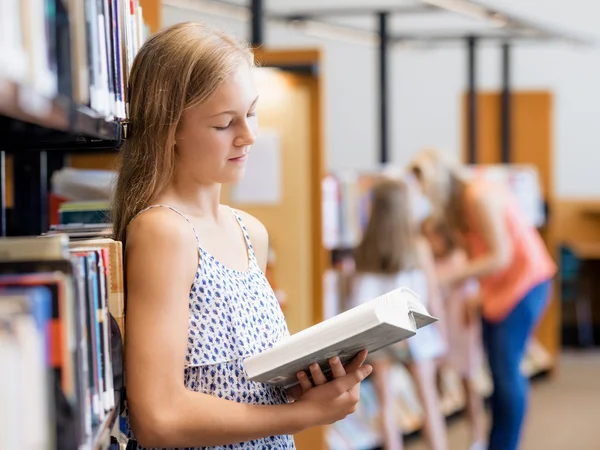 Das ist eine schwierige Entscheidung — Stockfoto