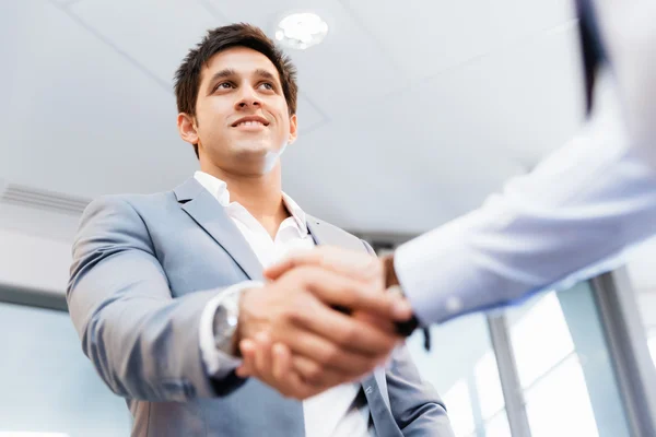 Handshake of businessmenoncepts - enfoque suave —  Fotos de Stock