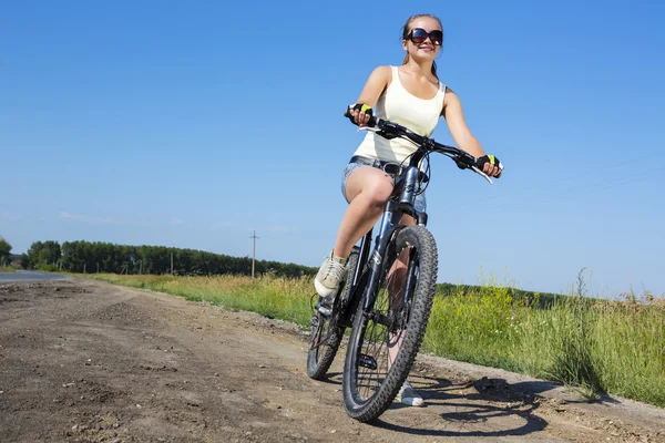 Sommer-Radwanderung — Stockfoto