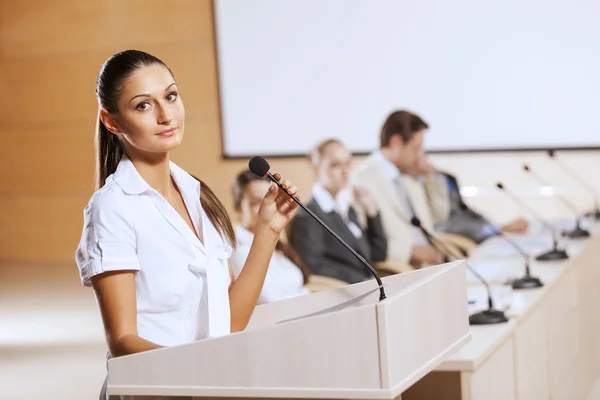 Speaker at stage — Stock Photo, Image