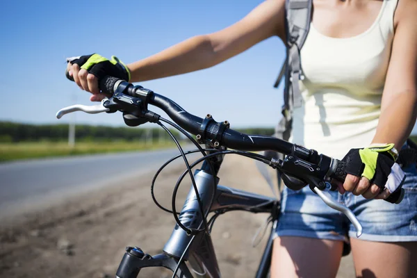 Passeggiata estiva in bicicletta — Foto Stock