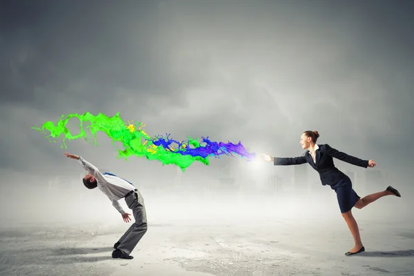 Dos empresarios peleando entre sí — Foto de Stock