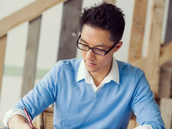 Retrato de un joven empresario — Foto de Stock