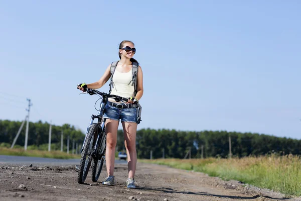 Summer bike walk — Stock Photo, Image