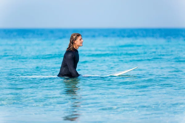 Prêt à frapper les vagues — Photo