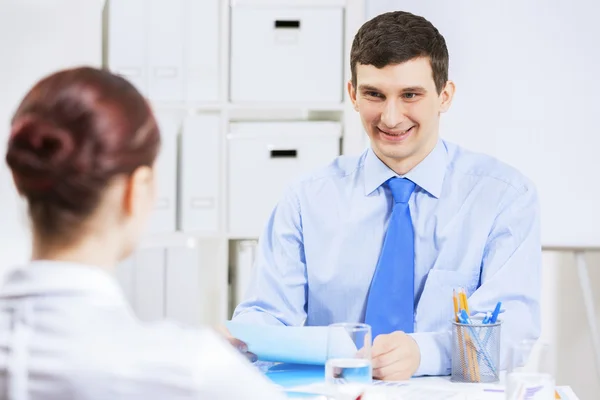 Lavorare in partenariato — Foto Stock