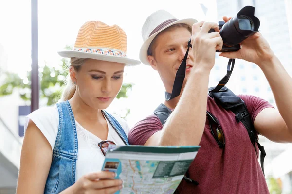 Yeni yerler keşfetmek için — Stok fotoğraf