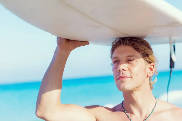 Ready to hit waves — Stock Photo, Image