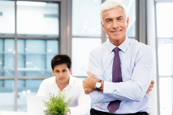 Éxito y profesionalidad en persona —  Fotos de Stock