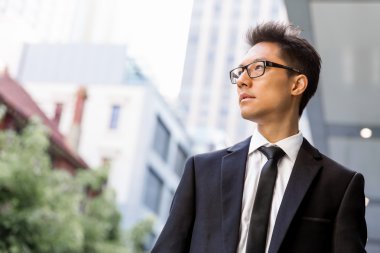 Benim iş konusunda ciddi