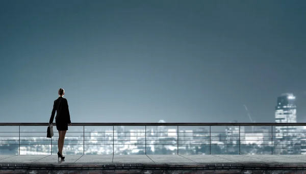 Op de top van bedrijf — Stockfoto