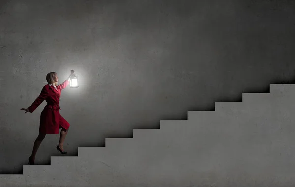 Woman with lantern — Stock Photo, Image