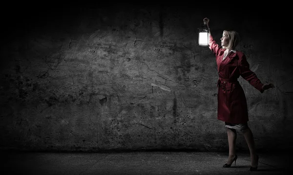 Woman with lantern — Stock Photo, Image