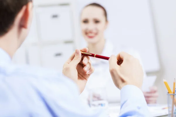 Zusammenarbeit in Partnerschaft — Stockfoto