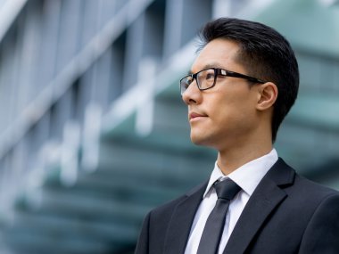 Benim iş konusunda ciddi