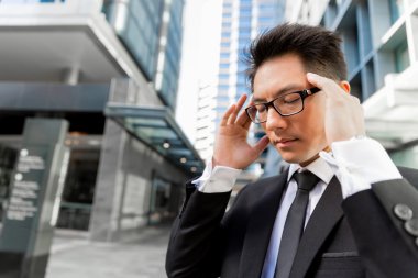 Konsantre olmam gerek