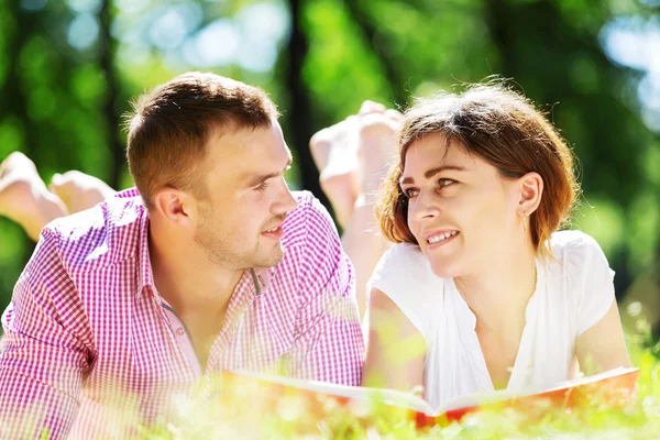 Wochenende im Park — Stockfoto