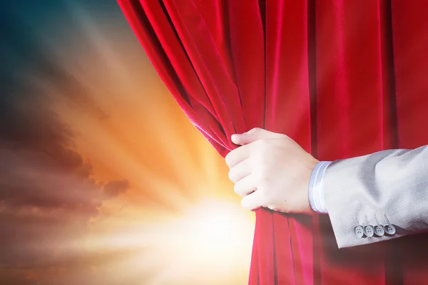 Opening curtain — Stock Photo, Image