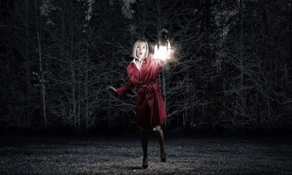 Woman with lantern — Stock Photo, Image