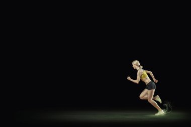 tam hızda